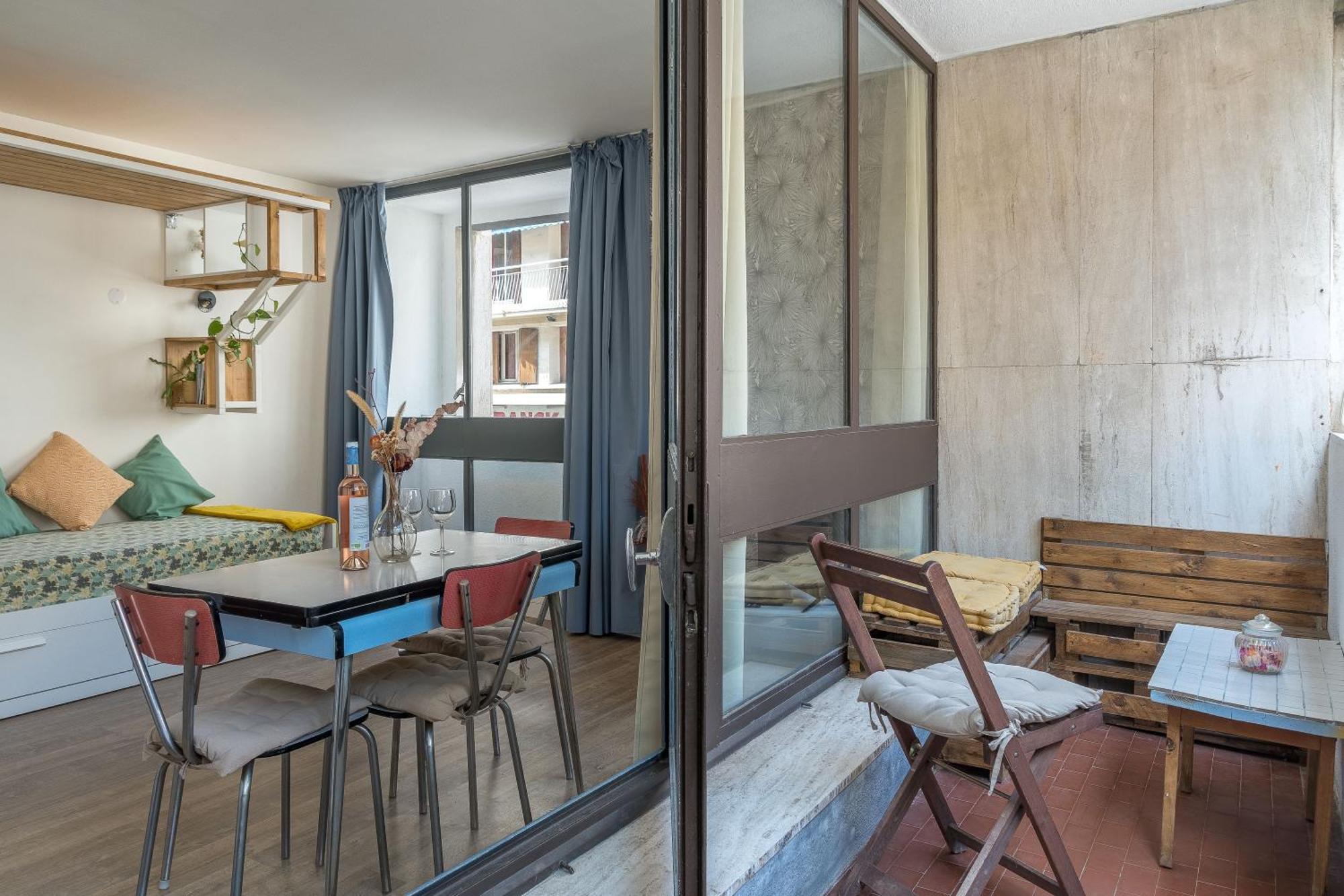 *Las Flores* Joli Studio Avec Balcon Marseille Exterior photo